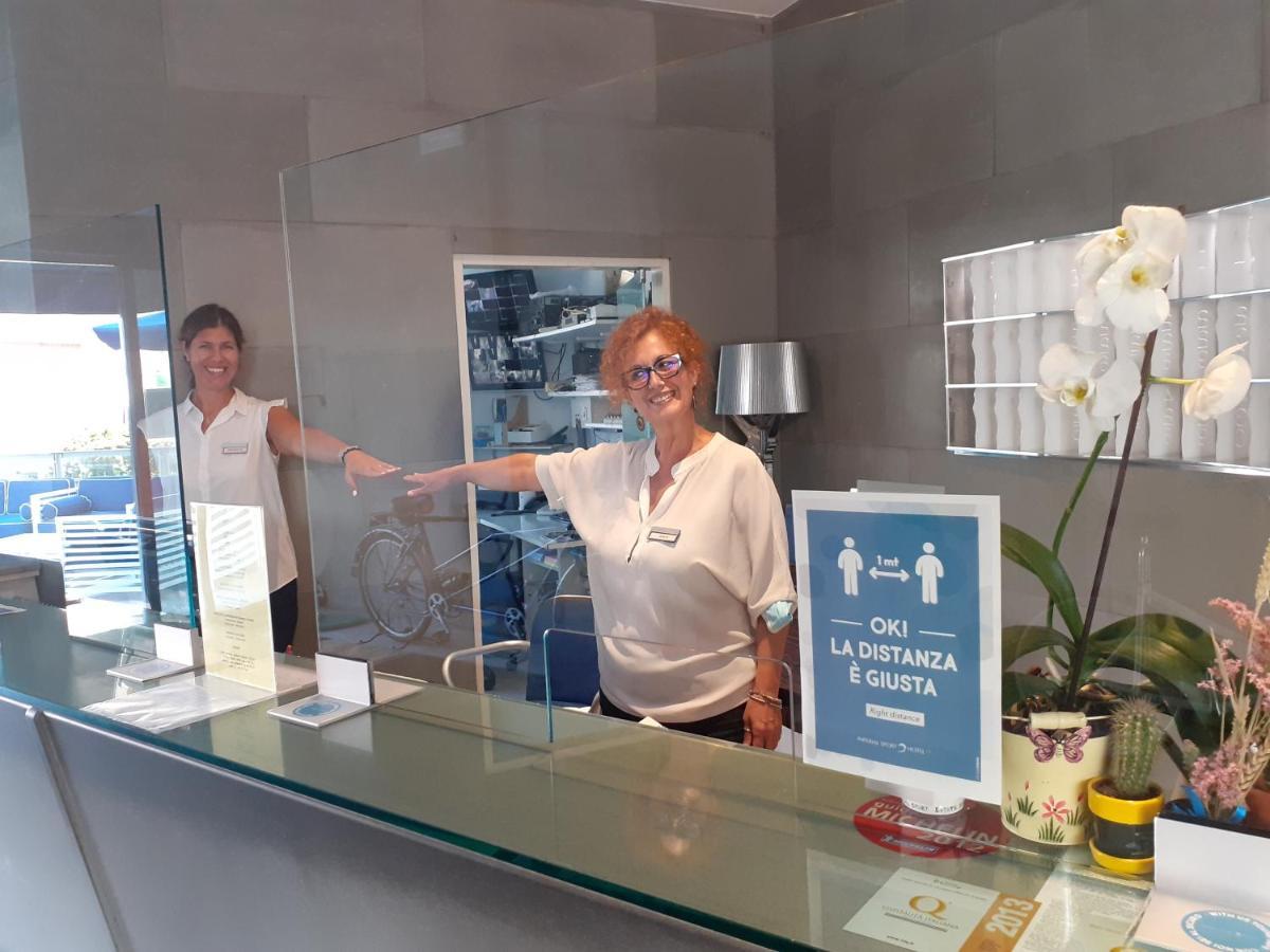 Unahotels Imperial Sport Hotel Pesaro Ngoại thất bức ảnh