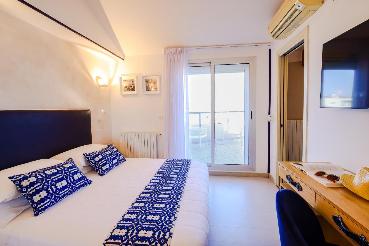 Unahotels Imperial Sport Hotel Pesaro Ngoại thất bức ảnh