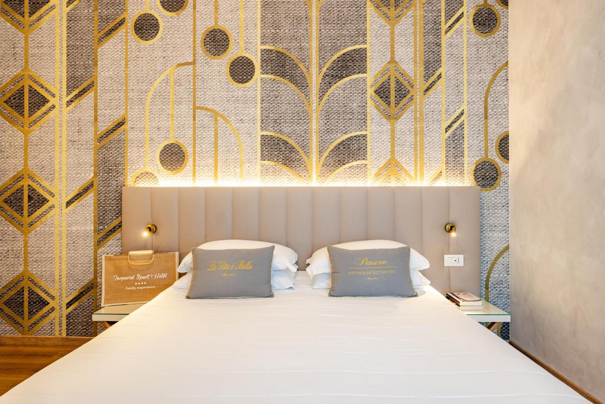 Unahotels Imperial Sport Hotel Pesaro Ngoại thất bức ảnh