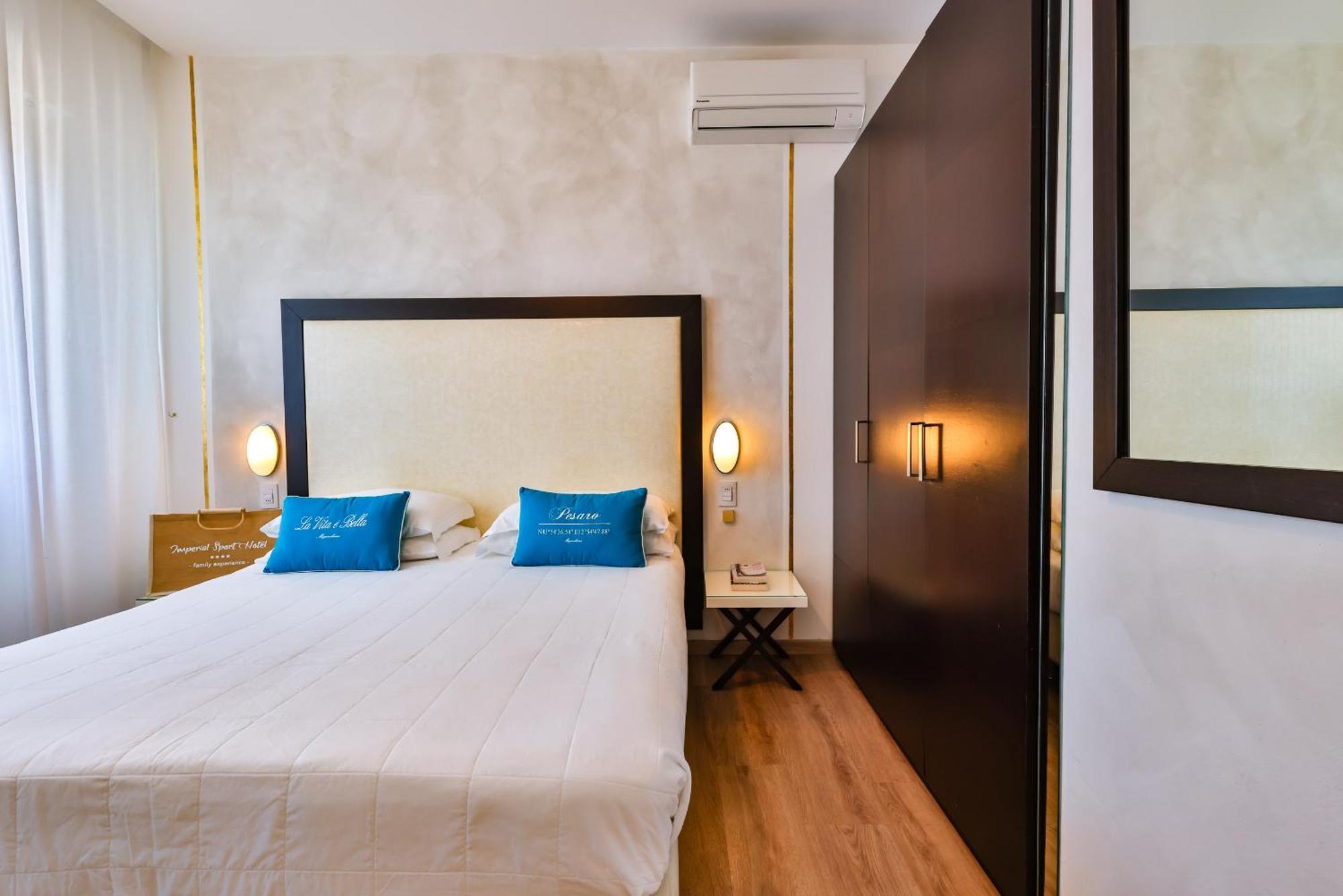 Unahotels Imperial Sport Hotel Pesaro Ngoại thất bức ảnh