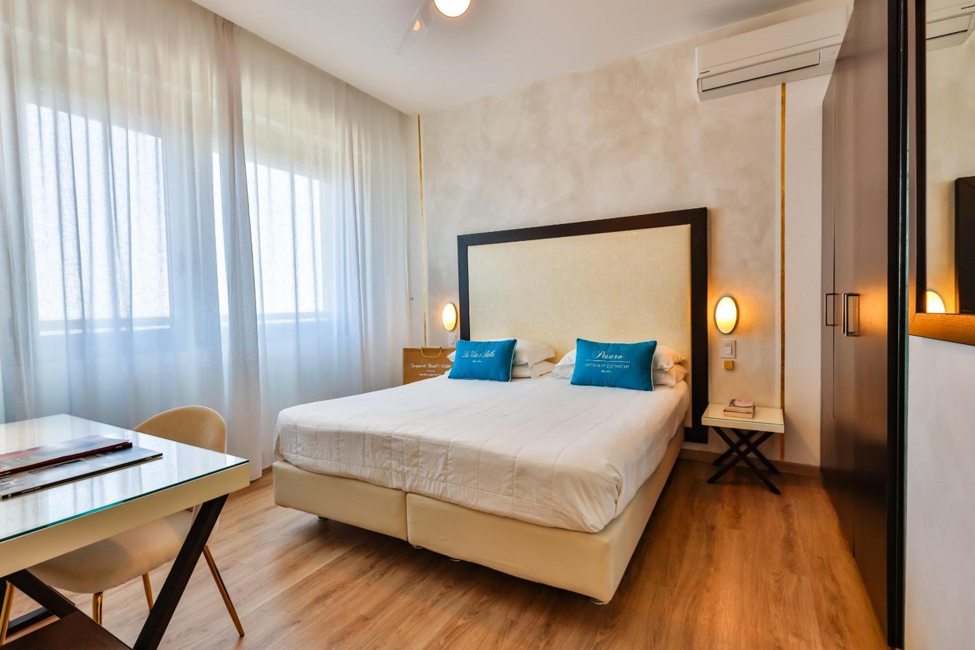 Unahotels Imperial Sport Hotel Pesaro Ngoại thất bức ảnh