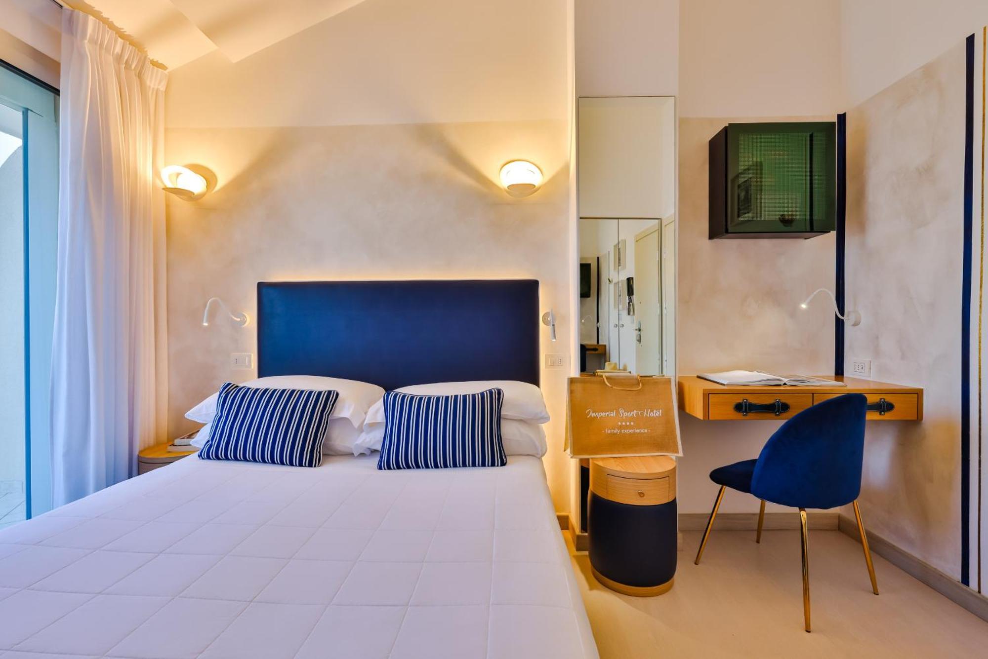 Unahotels Imperial Sport Hotel Pesaro Ngoại thất bức ảnh