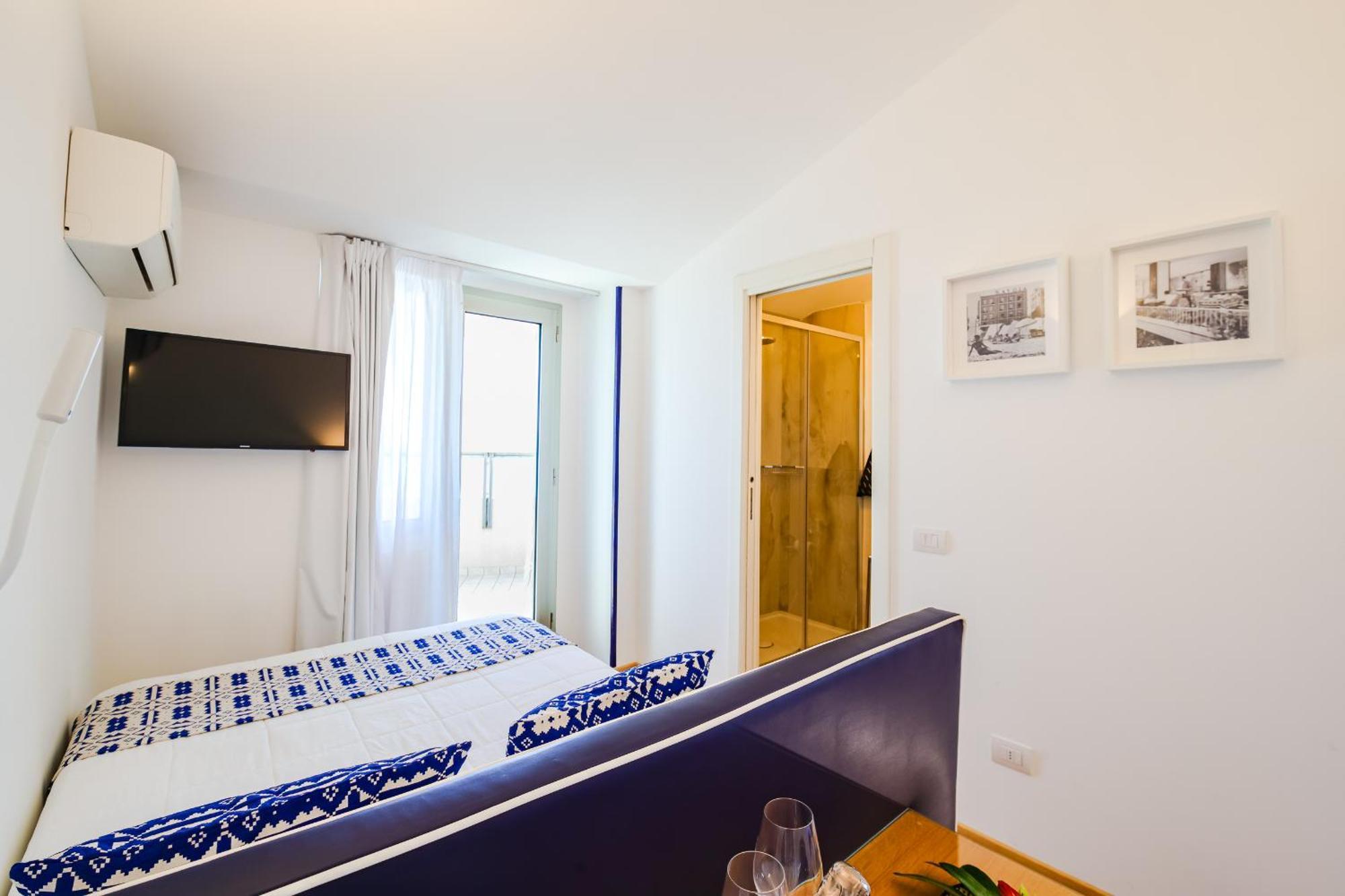 Unahotels Imperial Sport Hotel Pesaro Ngoại thất bức ảnh