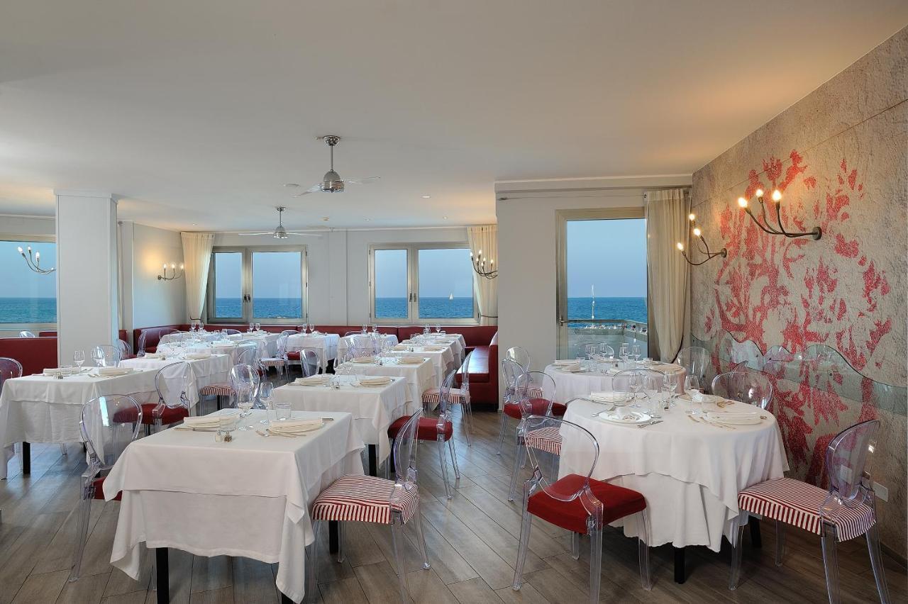 Unahotels Imperial Sport Hotel Pesaro Ngoại thất bức ảnh